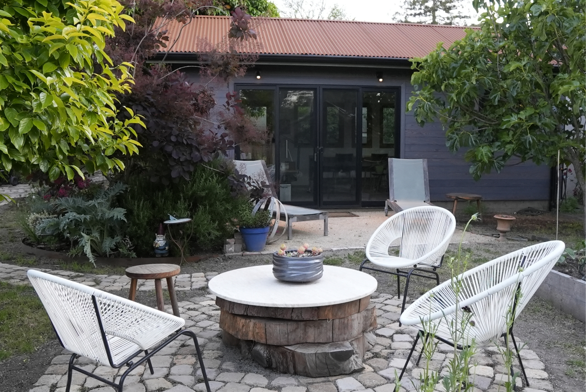 Petaluma ADU Patio Conversation Area